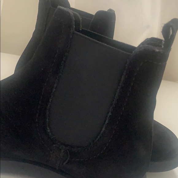 Zara black suede Chelsea boot size 29/ 12 - Picture 3 of 5
